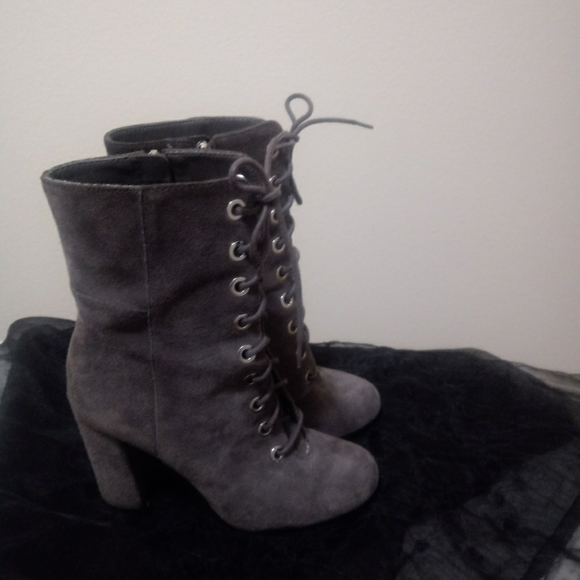Boots - Picture 1 of 4